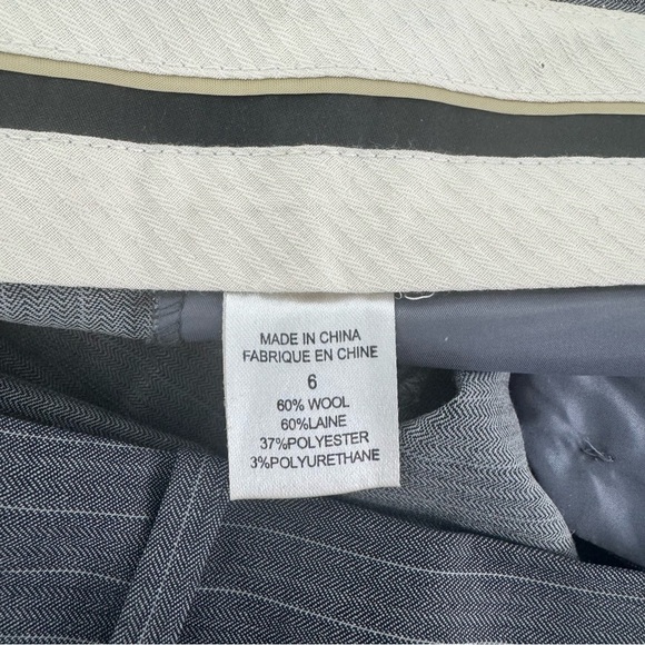 Theory Max C Tailor Wide Leg Flare Grey Pinstripe Pants Trousers Size 6 EUC - Picture 4 of 12